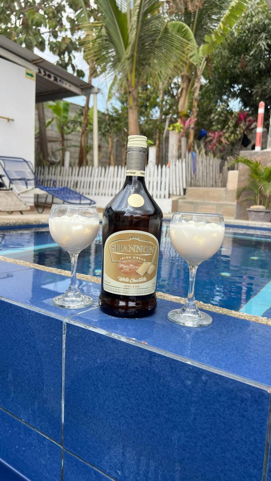 Casa Con Piscina Privada Otel Manta Dış mekan fotoğraf