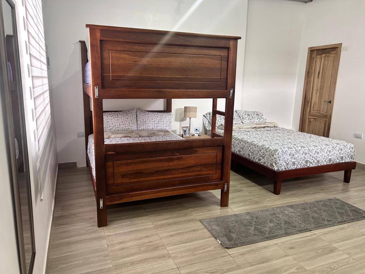 Casa Con Piscina Privada Otel Manta Dış mekan fotoğraf